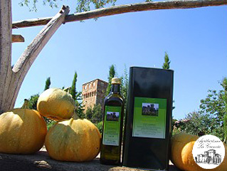 Olio d'oliva Agriturismo Castello di Spedaletto Montepulciano Toscana